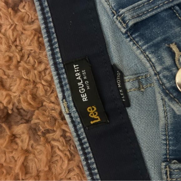 Lee Women's Classic Straight Leg Denim Jeans - Picture 3 of 3